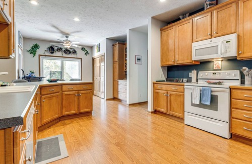 Egg Harbor House | Stars & Sunsets! Door Peninsula Retreat w/Deck