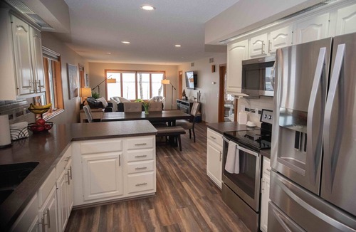 Madison Lake House | Stay at The View on Madison: Beautiful, spacious home on Madison Lake!