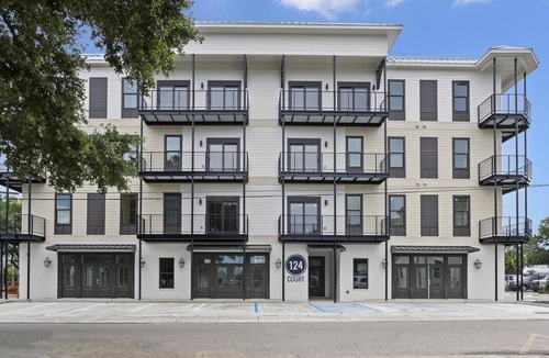 Old Town Condo | Stay Like a Local at Barefoot in the Bay In the Heart of Bay St. Louis