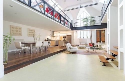 Quartier du Mail Apartment | STEP INTO 320M² OF SHEER ELEGANCE DESIGNER LOFT IN TRENDY MONTORGUEIL -4 BEDROOM