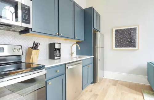 French Quarter Hotel | Steps to Bourbon Street | Hearing-Accessible 2BDR