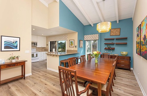 Solana Beach Condo | Steps to uncrowded beach. Walk to restaurants, racetrack; Family-friendly condo