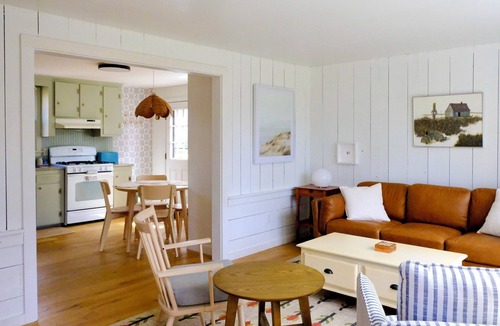 Falmouth Cottage | Storybook Cottage in Falmouth - Quick Walk to Shining Sea Bikeway, AC, Dogs okay