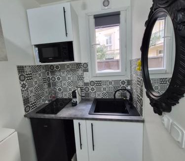 Notre-Dame-des-Champs Apartment | Studette cosy ideal pour un séjour parisien métro Duroc