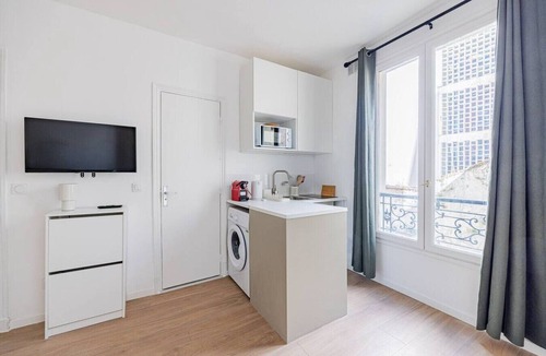 Batignolles Apartment | #Studio#2 people#Parc Monceau#Malesherbes