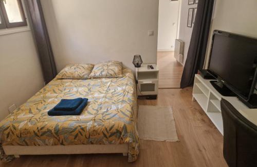Orsay Apartment | Studio 3 à 5 min du RER B Le Guichet et Plateau Saclay