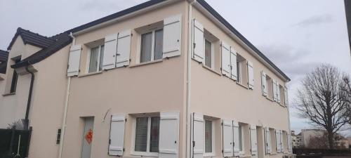 Claye-Souilly Apartment | Studio Entrée privée Parking Gratuit Claye Souilly