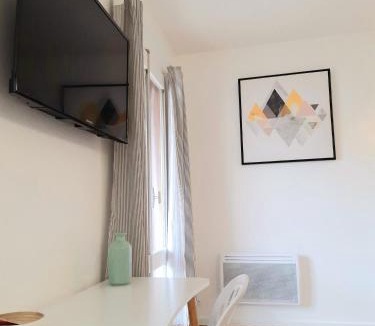 Chateauroux Apartment | Studio hyper centre avec balcon
