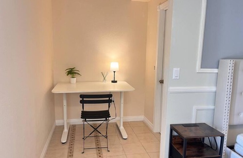 Walnut Apartment | Studio Living,Quiet Neighborhood, Near Airport