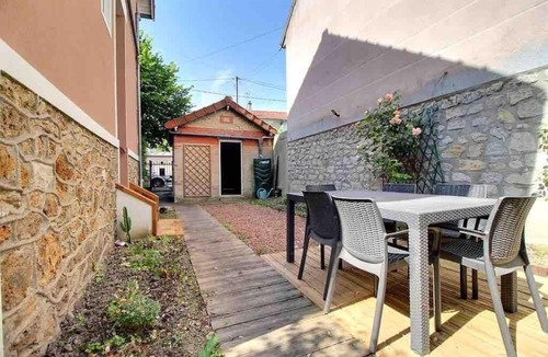 Aulnay-sous-Bois Apartment | Studio neuf - Gare d'Aulnay