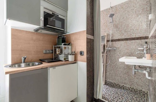 Chaussee-d'Antin Apartment | Studio Solo - Opera Galeries Fayette - 1 Pax