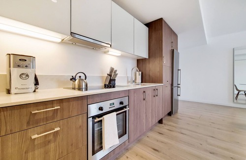 West Fens Apartment | Stunning 1 Bedroom Near Fenway Park