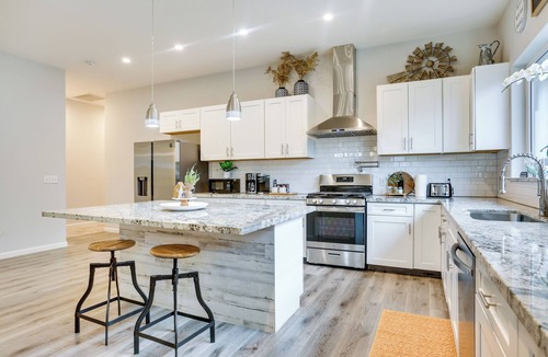Clovis Cottage | Stunning Clovis Home ~ 1 Mile to Old Town!