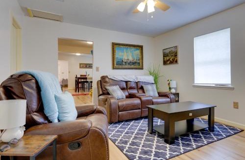 Gulfport House | Stunning Gulfport Getaway ~ 1 Mi to the Beach