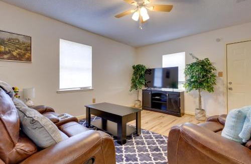 Gulfport House | Stunning Gulfport Getaway ~ 1 Mi to the Beach