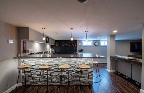 Sister Bay Cabin | Stunning home in Downtown Sister Bay-Sleeps 12