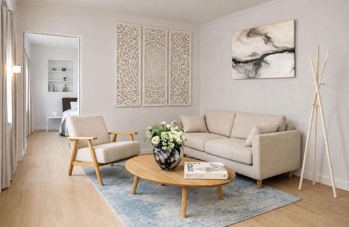 Montparnasse Apartment | Stunning Montparnasse flat with AC