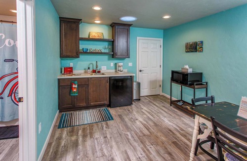 Baileys Harbor Apartment | Stunning Studio in Baileys Harbor! Muirfield Flat