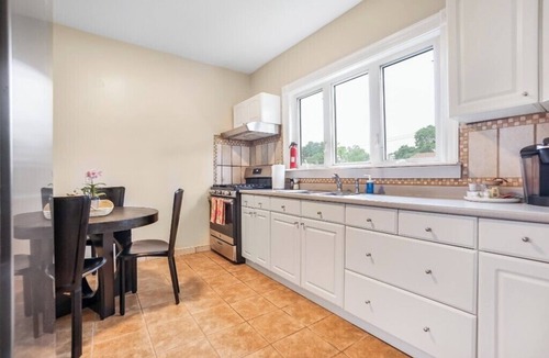 Roslindale House | Stylish Boston Getaway Near Arboretum & T Station!