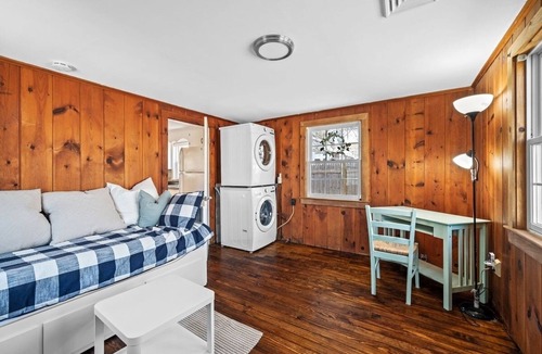 West Yarmouth House | Stylish Cape Escape | Walk to Beach | Central AC