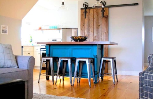 Steelville House | Stylish Cottage Loft Rental on a Farm in Lancaster County near Philadelphia, Pennsylvania