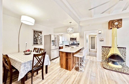 Chino Canyon Apartment | Stylish & Modern Palm Springs Getaway by Downtown!