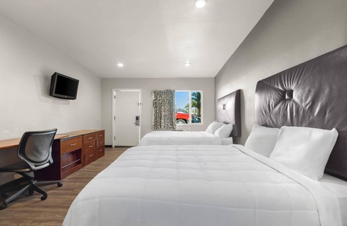 Ridgecrest Hotel | Suburban Studios Ridgecrest near China Lake Naval Station
