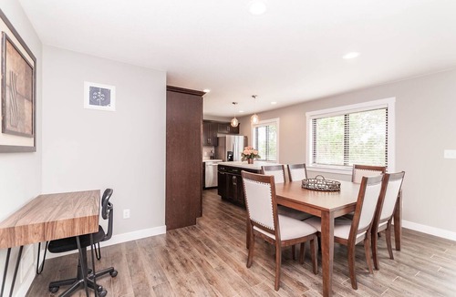 Kutzky Park Condo | Suites on 4th unit # 4 - 2 bdrm-2 bath-1 mile-Mayo Clinic