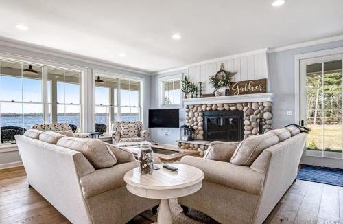 St Germain House | Summer Breeze