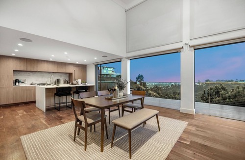 Beverly Hills House | Summitridge - An Elegant Estate with Unobstructed City and Ocean Views