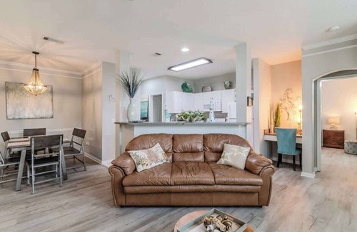 Gulfport Villa | Sunny Side Coast