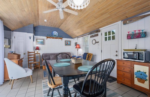 South Yarmouth Cottage | Sunrise Haven - Seas the Day by the Sound