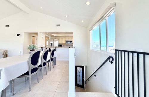 Hollywood Beach House | Sunset By The Sea – Coastal Relaxation on Hollywood Beach