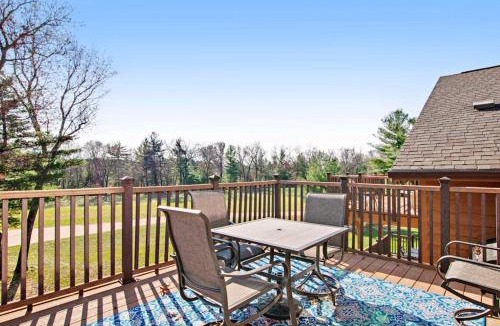 Arkdale House | Sunset Condominiums: Castle Rock Retreat