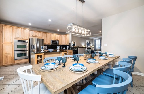 Sunset Island House | Sunset Island 36 Canal Side Mews West