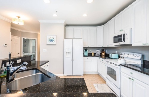 Sunset Island House | Sunset Island 6 Sunset Island Drive, Unit 2C