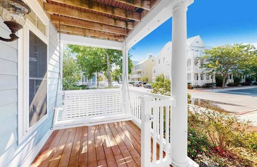 Sunset Island House | Sunset Island - Beachside Mews 1 & 2