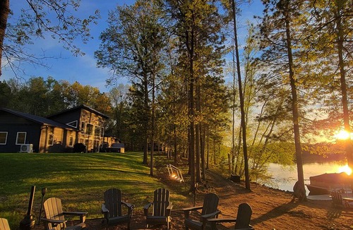 Markville House | Sunset Point Retreat