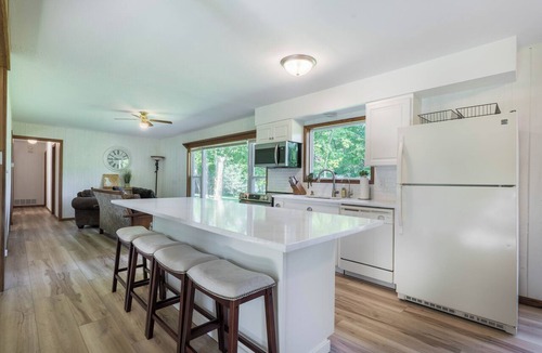 Richville House | Sunset Views, 330 ft of Sand Bottom Beach & Huge Lawn on Hidden Gem Walker Lake