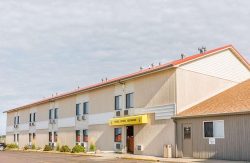 Luverne Hotel | Super 8 by Wyndham Luverne