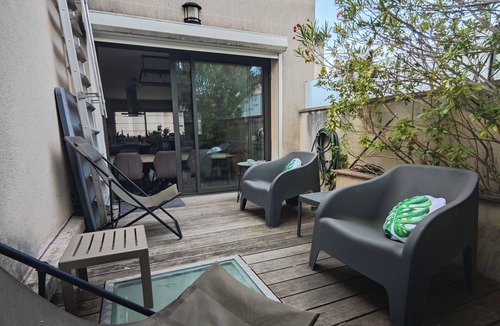 Petit-Colombes Apartment | Superb 187m² loft near Paris - Sleeps 6 - Perfect for creating memories