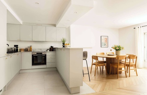 8th Arrondissement Apartment | Superb 3 Bedroom Stay AC Facing Madeleine Honore