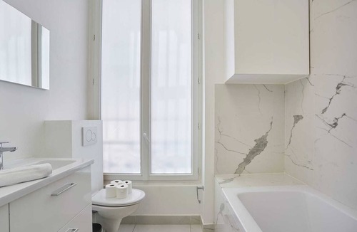 Quartier du Mail Apartment | Superb Apartment 3 bedrooms Center of Paris