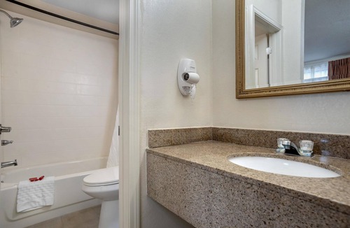 Gonzales Hotel | SureStay by Best Western Gonzales