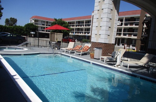 Buena Park Hotel | SureStay Hotel by Best Western Buena Park Anaheim
