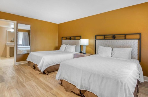 Camarillo Hotel | SureStay Hotel by Best Western Camarillo