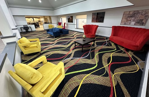 Mobile Hotel | SureStay Plus by Best Western Mobile I-65