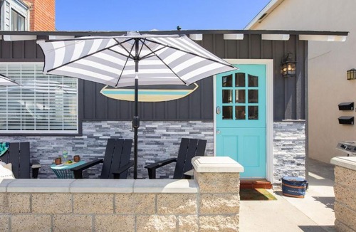 West Newport Apartment | Surfrider I by AvantStay