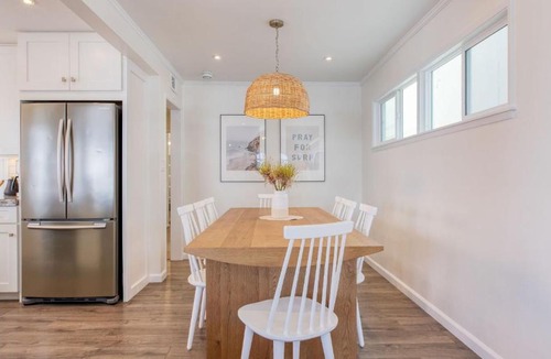 West Newport Apartment | Surfrider I by AvantStay