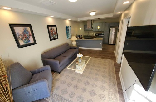 Derwood Apartment | Susu's-Luxurious® 2 bedroom 2 bath apartment.